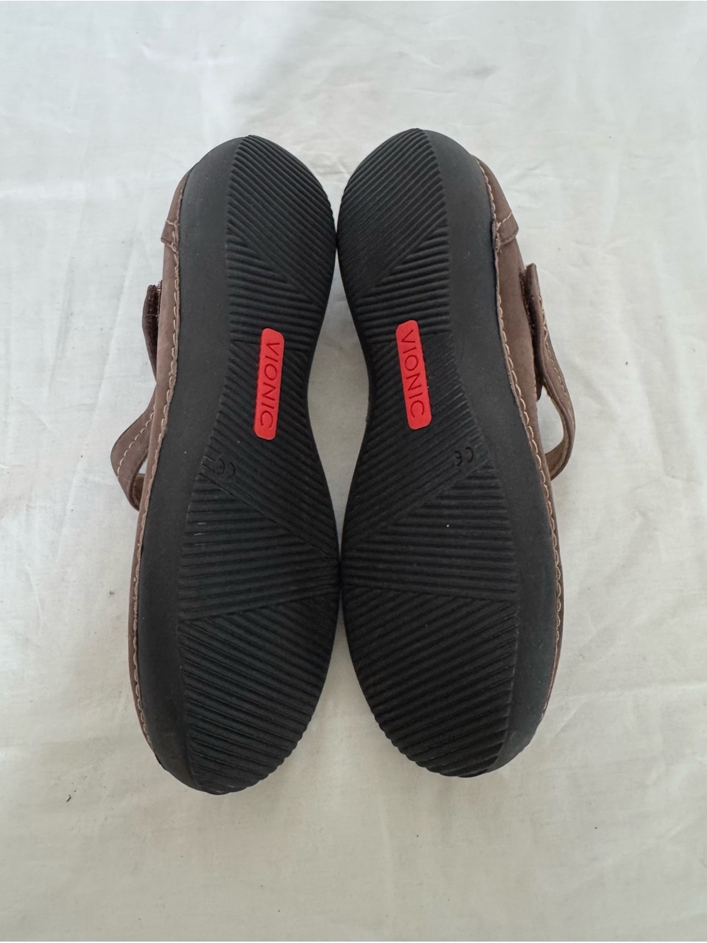 VIONIC Brown Mary Jane Flats Size 8 - Picture 8 of 8